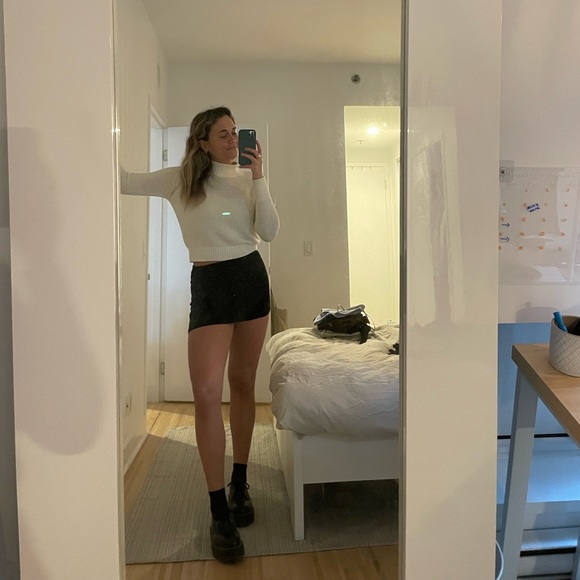 Princess Polly black mini skirt - Picture 4 of 4